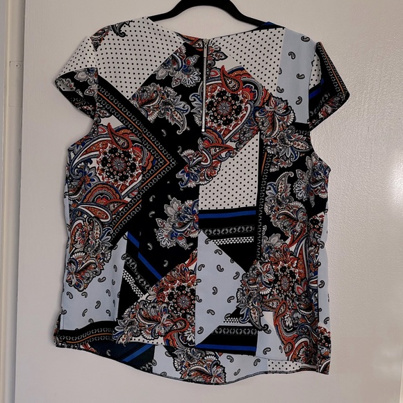 Silky blouse - Picture 2 of 5